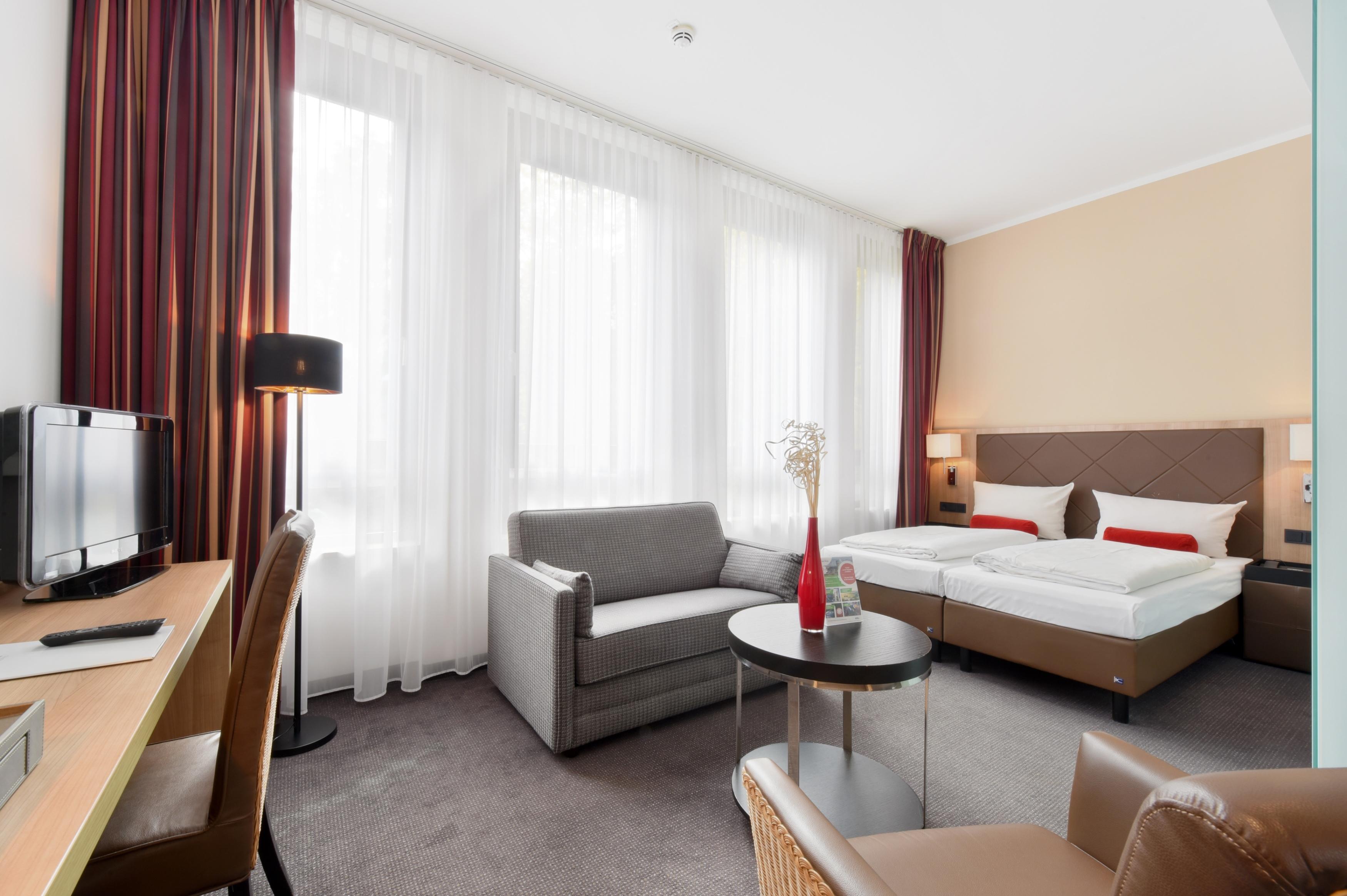 Achat Hotel Muenchen Sued Экстерьер фото